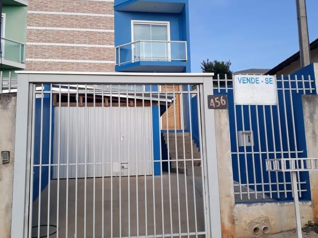 Sobrado com 3 dormitórios à venda