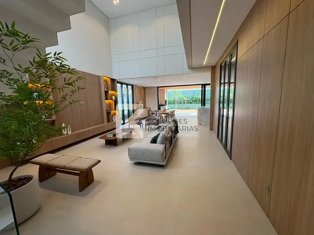 Sobrado com 450m² 4 quartos e 6 banheiros, à venda, no bairro Jardim Residencial Santa Clara em Indaiatuba