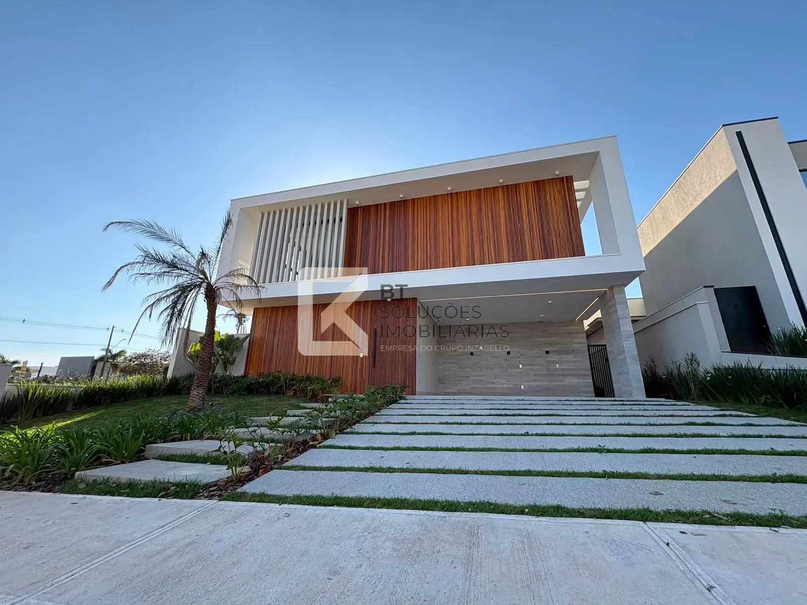 Sobrado, 4 quartos, 357 m² - Foto 2