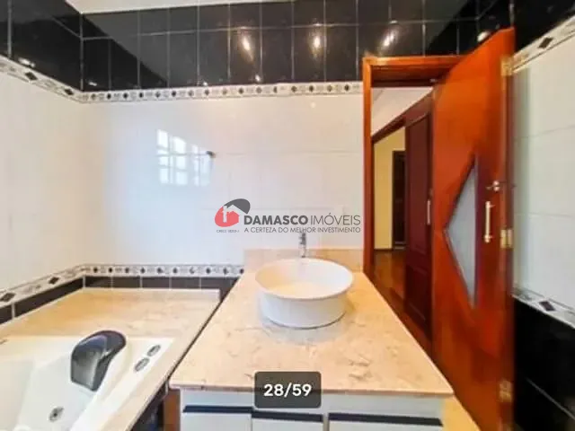 Sobrado com 480m² 4 quartos e 6 banheiros, à venda, no bairro Cerâmica em São Caetano do Sul