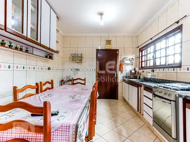 Sobrado com 240m² 4 quartos e 3 banheiros, à venda, no bairro Vila Nova Mazzei em São Paulo