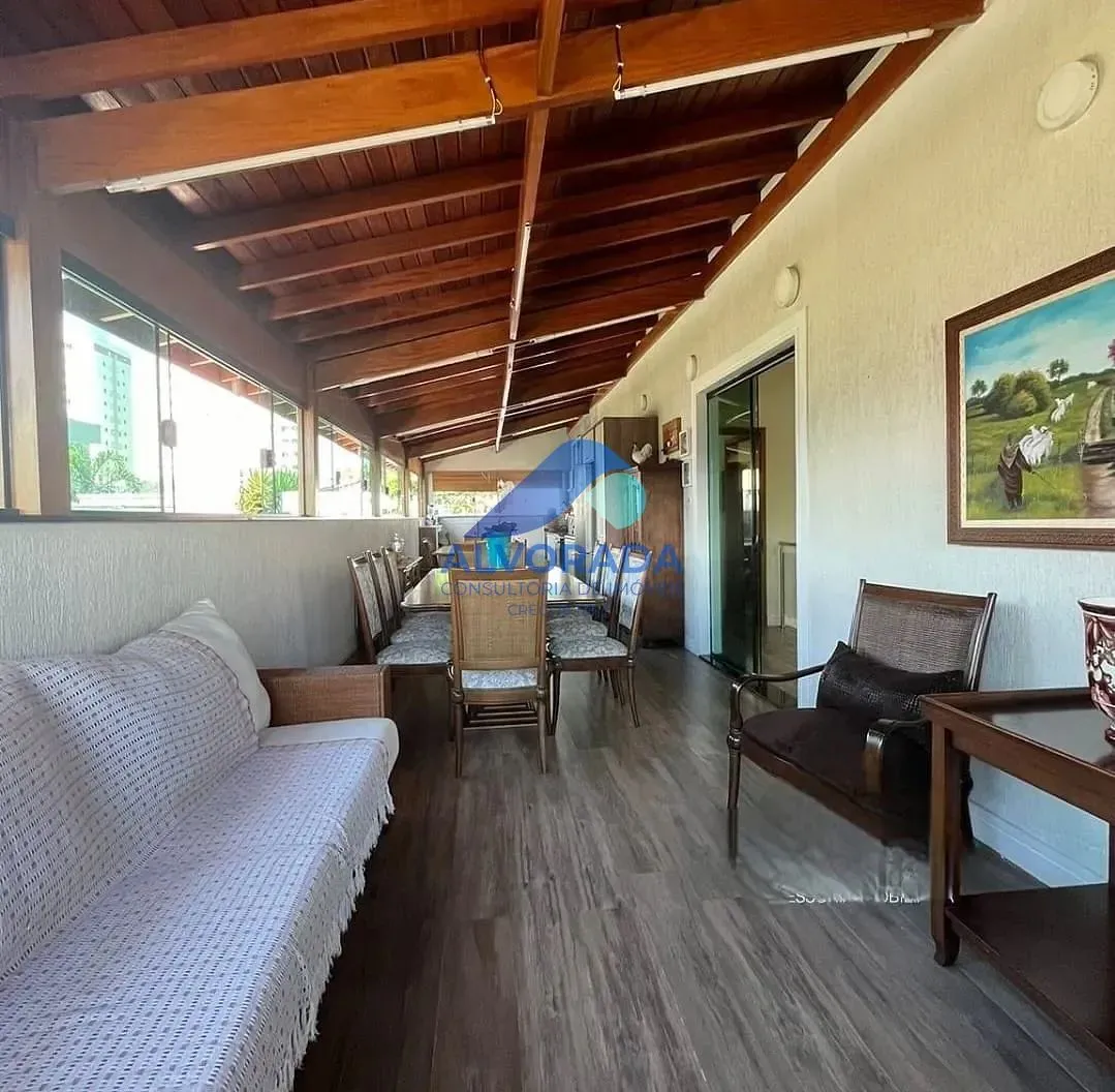 Sobrado, 3 quartos, 239 m² - Foto 1