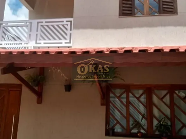 Sobrado com 200m² 3 quartos e 2 banheiros, à venda, no bairro Sítio São José em Suzano