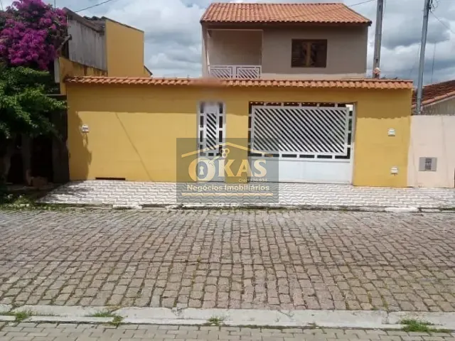 Sobrado com 200m² 3 quartos e 2 banheiros, à venda, no bairro Sítio São José em Suzano