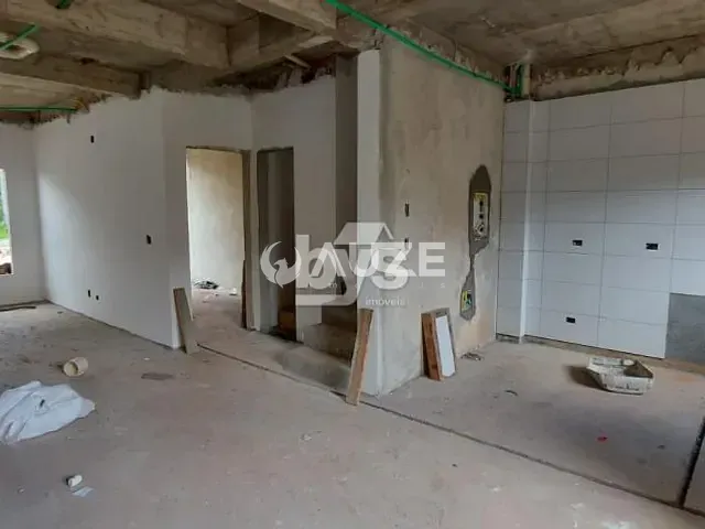 Sobrado com 174m² 3 quartos e 4 banheiros, à venda, no bairro Bom Retiro em Curitiba