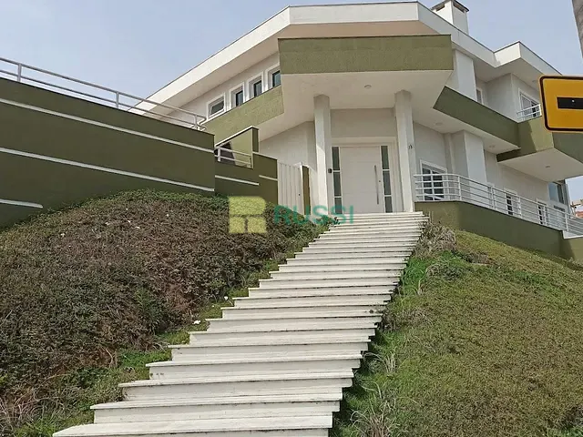 Sobrado com 750m² 5 quartos e 7 banheiros, à venda, no bairro Condomínio Residencial Jaguary em São José dos Campos