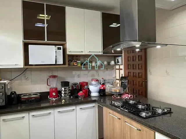 Sobrado com 273m² 5 quartos e 5 banheiros, à venda, no bairro Loteamento Jardim dos Eucaliptos em Tremembé