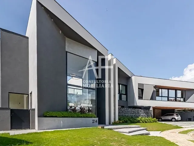Sobrado com 1206m², à venda, no bairro Condomínio Chácara Serimbura em São José dos Campos