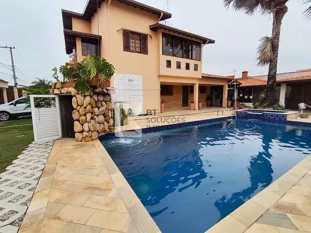 Sobrado com 600m² 3 quartos e 6 banheiros, à venda ou para alugar, no bairro Vila Suíça em Indaiatuba