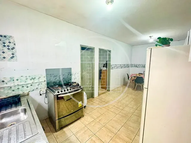 Sobrado com 200m² 3 quartos e 1 banheiro, à venda, no bairro Jardim dos Lagos em São Paulo