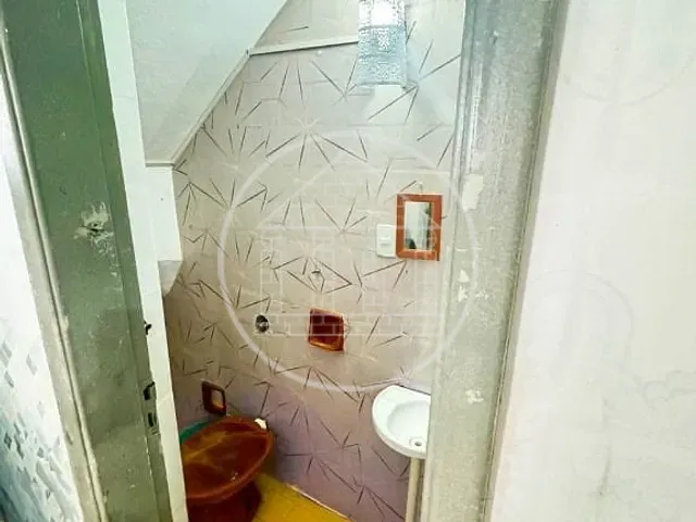 Sobrado com 200m² 3 quartos e 1 banheiro, à venda, no bairro Jardim dos Lagos em São Paulo