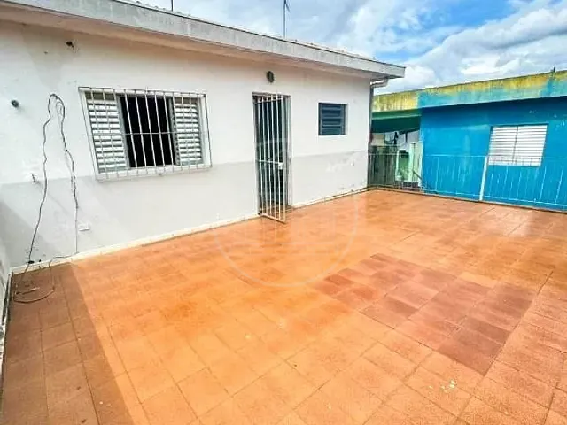 Sobrado com 200m² 3 quartos e 1 banheiro, à venda, no bairro Jardim dos Lagos em São Paulo