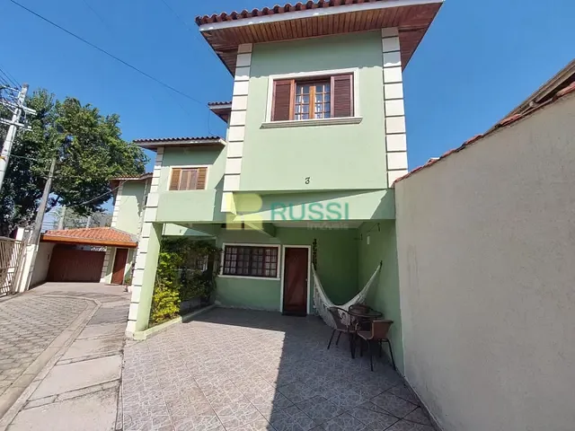 Sobrado com 134m² 3 quartos e 2 banheiros, à venda, no bairro Jardim América em São José dos Campos