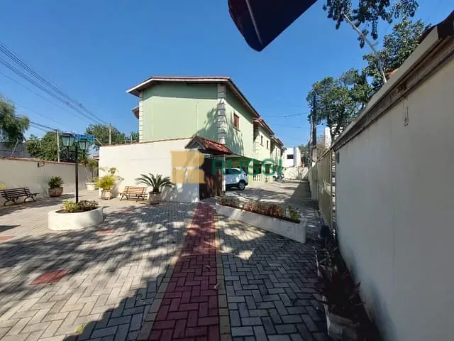 Sobrado com 134m² 3 quartos e 2 banheiros, à venda, no bairro Jardim América em São José dos Campos