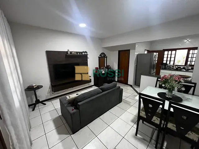 Sobrado com 134m² 3 quartos e 2 banheiros, à venda, no bairro Jardim América em São José dos Campos