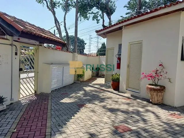 Sobrado com 134m² 3 quartos e 2 banheiros, à venda, no bairro Jardim América em São José dos Campos