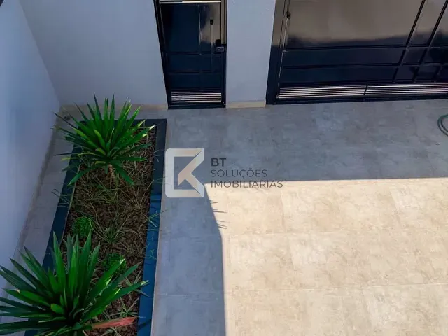 Sobrado com 150m² 3 quartos e 3 banheiros, à venda, no bairro Parque Residencial Sabiás em Indaiatuba