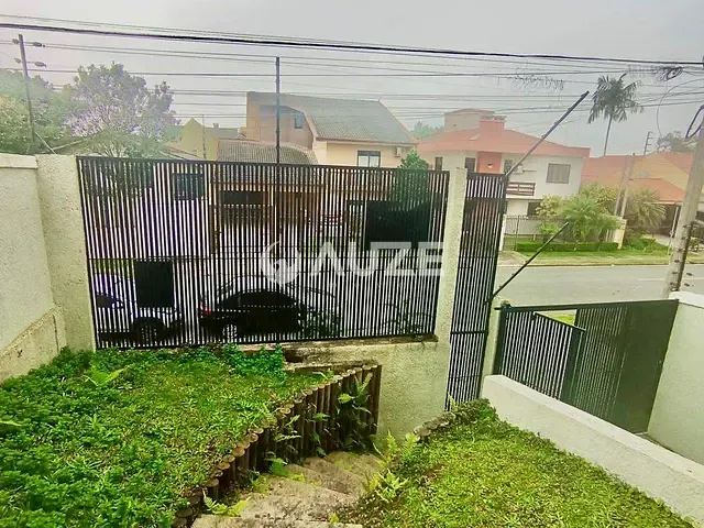 Sobrado com 161m² 3 quartos e 3 banheiros, à venda, no bairro Jardim das Américas em Curitiba