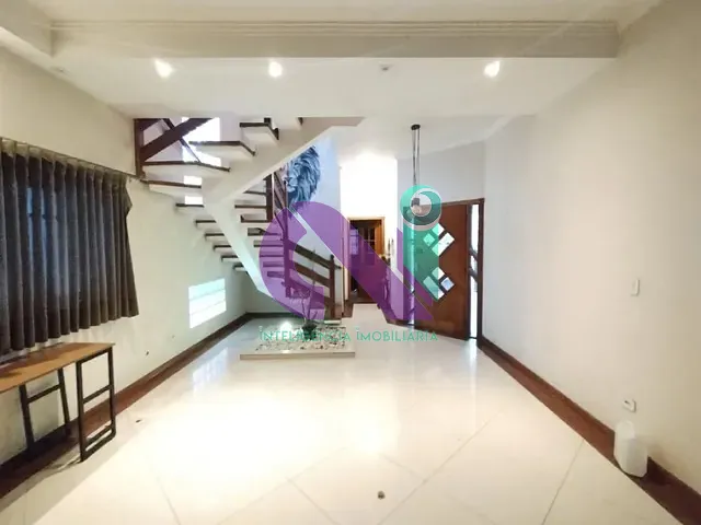 Sobrado com 421m² 5 quartos e 6 banheiros, à venda, no bairro City Bussocaba em Osasco