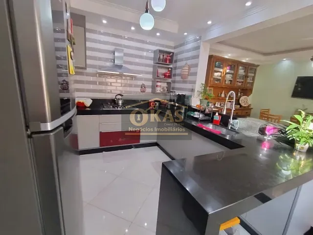 Sobrado com 137m² 2 quartos e 3 banheiros, à venda, no bairro Vila Nova Urupês em Suzano