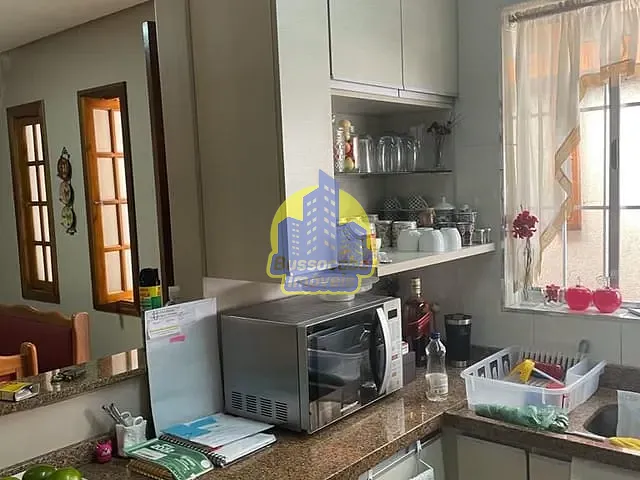Sobrado com 125m² 3 quartos e 3 banheiros, à venda, no bairro Umuarama em Osasco