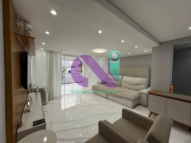 Sobrado com 125m² 3 quartos e 2 banheiros, à venda, no bairro Cidade das Flores em Osasco