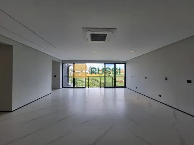 Sobrado com 636m² 5 quartos e 6 banheiros, à venda, no bairro Condomínio Residencial Alphaville I em São José dos Campos