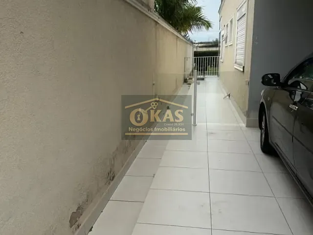 Sobrado 3 quartos e 4 banheiros, à venda, no bairro Taboão em Mogi das Cruzes