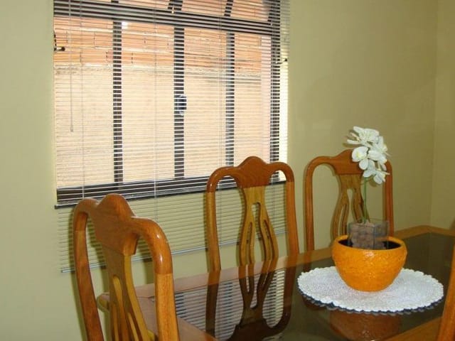 Sobrado com 219m² 4 quartos e 3 banheiros, à venda, no bairro Jardim D Abril em Osasco