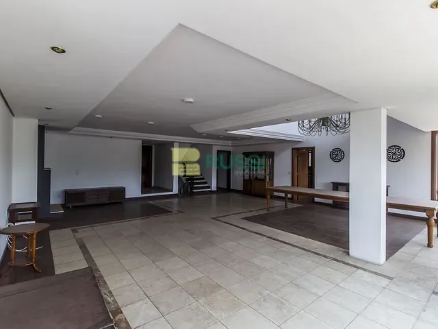 Sobrado com 608m² 4 quartos e 7 banheiros, à venda ou para alugar, no bairro Residencial Onze (Alphaville) em Santana de Parnaíba