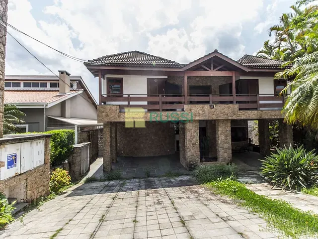 Sobrado com 608m² 4 quartos e 7 banheiros, à venda ou para alugar, no bairro Residencial Onze (Alphaville) em Santana de Parnaíba