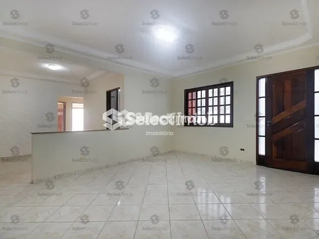 Sobrado com 500m² 3 quartos e 1 banheiro, para alugar, no bairro Jardim Primavera em Mauá