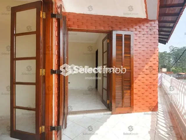 Sobrado com 500m² 3 quartos e 1 banheiro, para alugar, no bairro Jardim Primavera em Mauá
