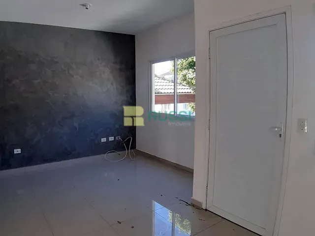 Sobrado com 100m² 3 quartos e 2 banheiros, à venda, no bairro Vila Paraíso em Caçapava