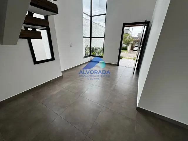 Sobrado com 250m² 4 quartos e 2 banheiros, à venda, no bairro Condomínio Residencial Mantiqueira em São José Dos Campos