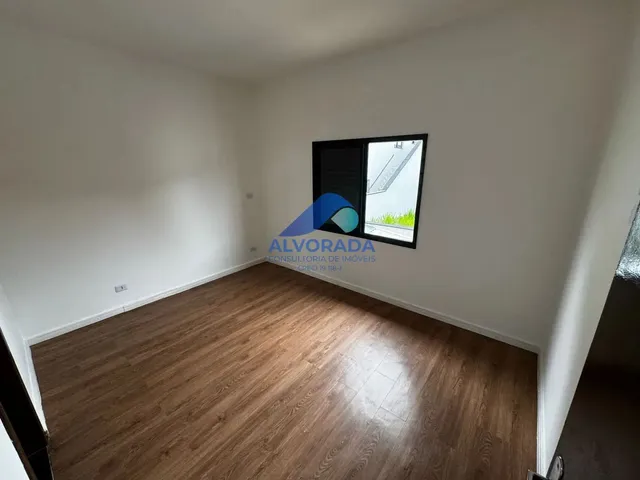 Sobrado com 250m² 4 quartos e 2 banheiros, à venda, no bairro Condomínio Residencial Mantiqueira em São José Dos Campos