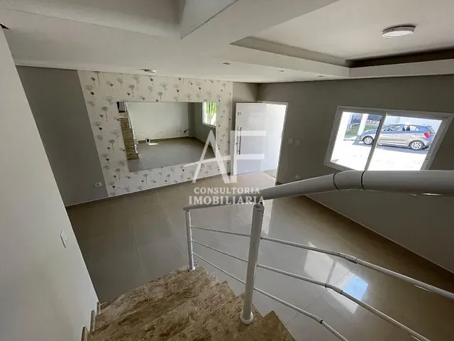 Sobrado com 119m² 3 quartos e 2 banheiros, à venda, no bairro Vila Areao em Taubaté