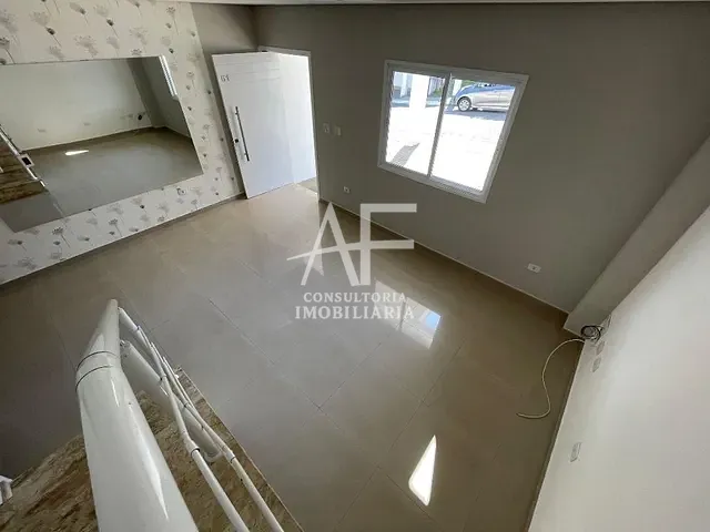 Sobrado com 119m² 3 quartos e 2 banheiros, à venda, no bairro Vila Areao em Taubaté