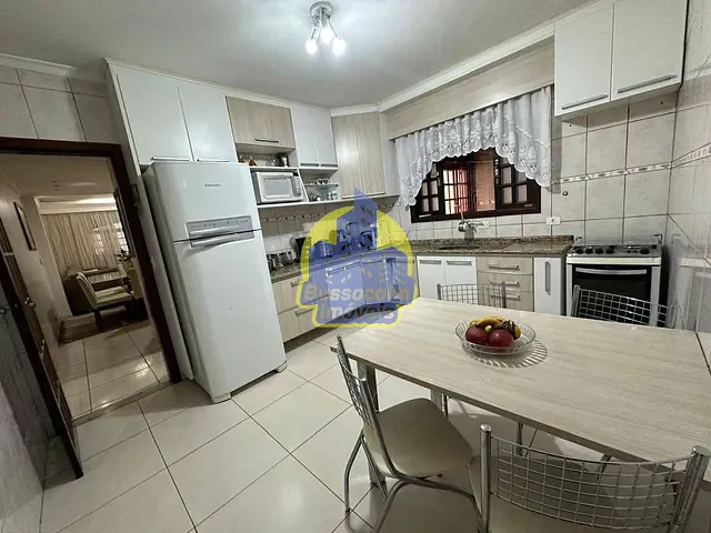 Sobrado com 126m² 3 quartos e 2 banheiros, à venda, no bairro Jardim D Abril em Osasco