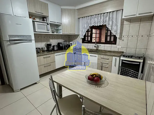 Sobrado com 126m² 3 quartos e 2 banheiros, à venda, no bairro Jardim D Abril em Osasco