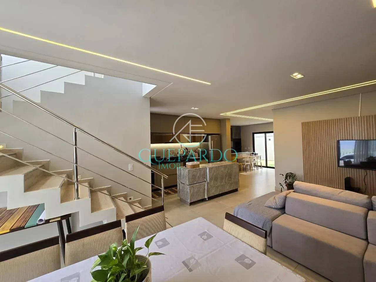 Sobrado, 3 quartos, 190 m² - Foto 2
