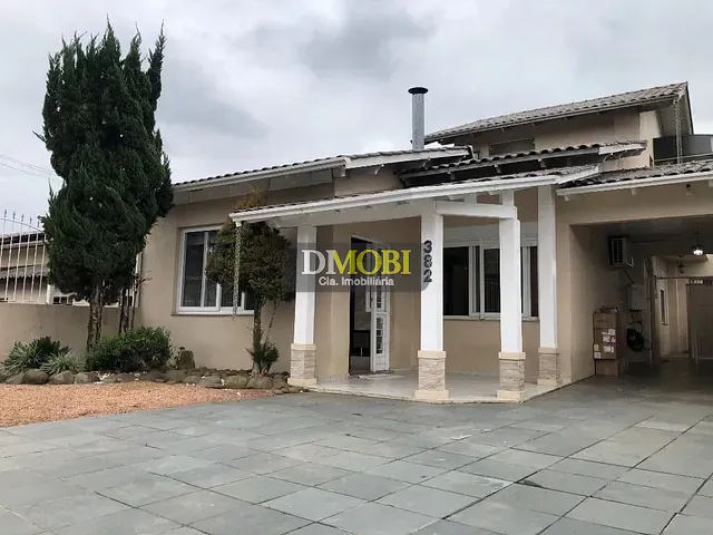 Sobrado com 300m² 4 quartos e 3 banheiros, à venda, no bairro Barnabé em Gravataí