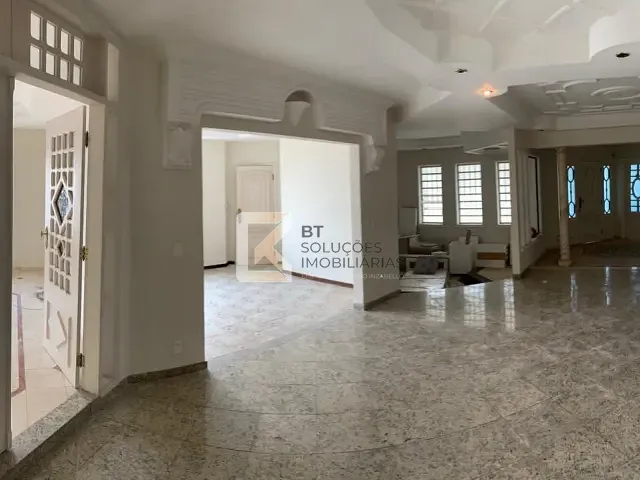Sobrado com 575m² 6 quartos e 8 banheiros, para alugar, no bairro Solar de Itamaracá em Indaiatuba