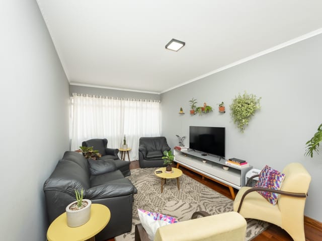 Foto do Sobrado - Sobrado para venda em Parque São Domingos com 3 quartos, sendo 1 suíte , 197m² | Lares e Andares Imóveis