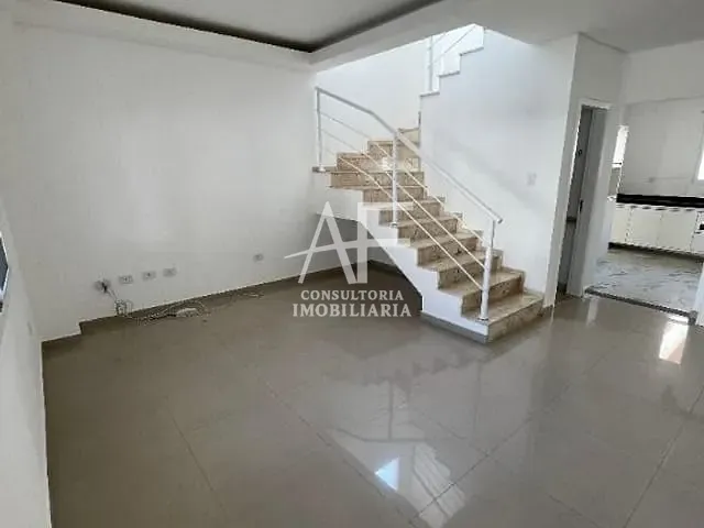Sobrado com 119m² 4 quartos e 2 banheiros, à venda, no bairro Vila Areao em Taubaté