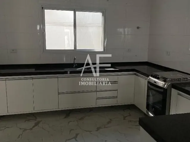 Sobrado com 119m² 4 quartos e 2 banheiros, à venda, no bairro Vila Areao em Taubaté