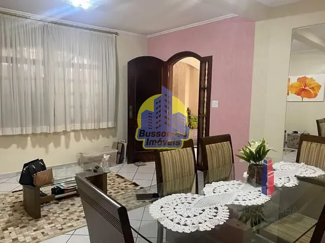 Sobrado com 125m² 5 quartos e 3 banheiros, à venda, no bairro Jaguaribe em Osasco