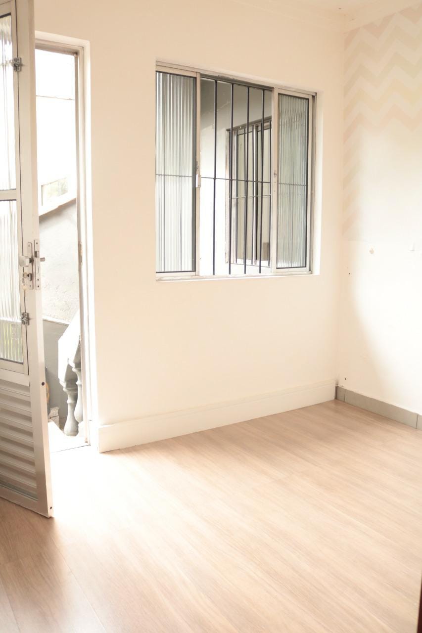 Sobrado para Locação 2 Vagas, 200M², Jardim, Santo André - SP
