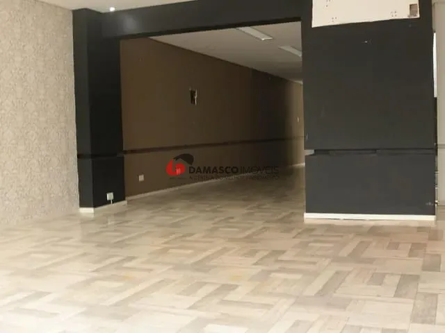 Sobrado com 200m², para alugar, no bairro Campestre em Santo André