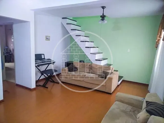 Sobrado com 138m² 3 quartos e 2 banheiros, à venda, no bairro Recanto dos Sonhos em São Paulo